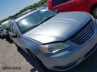 2013 Chrysler 200 Touring with VIN 1C3CCBBB6DN696200, listed as a IAAI auction lot 41994028 with 177,610 mi miles. Bid and sale history available at carsss.com. Image 1.