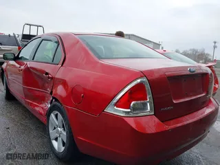 2006 Ford Fusion SE with VIN 3FAFP07156R160801, listed as a IAAI auction lot 41706931 with 220,104 mi miles. Bid and sale history available at carsss.com. Image 3.