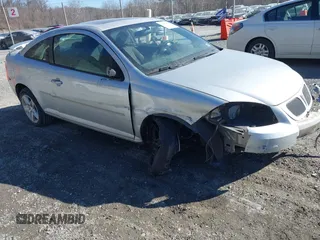 2007 Pontiac G5 with VIN 1G2AL15FX77201943, listed as a IAAI auction lot 41427966 with 209,936 mi miles. Bid and sale history available at carsss.com. Image 1.
