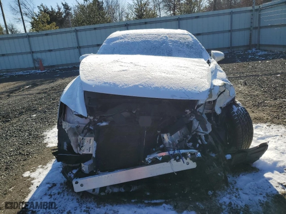 2016 Lexus LS 460 with VIN JTHCL5EF9G5026896, listed as a Copart auction lot 86105034 with 33,073 mi miles and Salvage Title. Bid and sale history available at carsss.com. Image 5.