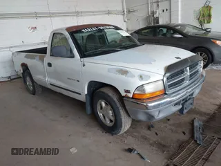 1997 Dodge Dakota z VIN 1B7FL26X6VS230929, wystawiony jako IAAI lot #42302424 z przebiegiem 169 229 mil mil oraz . Historia ofert i sprzedaży dostępna na DreamBid. Obrazek 1.