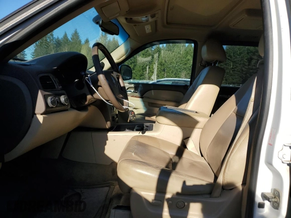 2012 GMC Yukon XL SLT with VIN 1GKS2KE78CR181051, listed as a Copart auction lot 42367155 with 204,389 mi miles and Salvage Title. Bid and sale history available at carsss.com. Image 7.