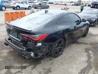 2023 BMW 4 Series 430i z VIN WBA53AP08PCM96423, wystawiony jako IAAI lot #42349334 z przebiegiem 33 710 mil mil oraz . Historia ofert i sprzedaży dostępna na DreamBid. Obrazek 4.