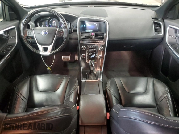 2017 Volvo XC60 R-Design with VIN YV449MRS7H2002831, listed as a Copart auction lot 45296735 with 254,888 mi miles and Clean title. Bid and sale history available at DreamBid. Image 8.
