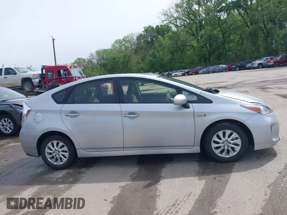 2014 Toyota Prius с VIN JTDKN3DP7E3059300, выставлен на аукционе IAAI как лот 42060345 с пробегом 86 729 миль миль и . История ставок и продаж доступна на DreamBid. Изображение 13.