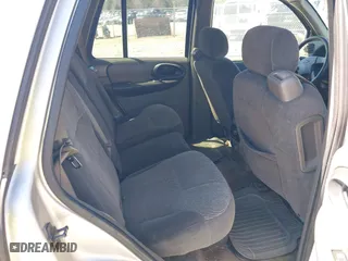 2004 Chevrolet TrailBlazer LT with VIN 1GNDS13S142171842, listed as a IAAI auction lot 41805868 with 200,232 mi miles. Bid and sale history available at carsss.com. Image 8.