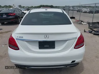 2018 Mercedes-Benz C 300 with VIN 55SWF4JB3JU242931, listed as a IAAI auction lot 42267645 with 194,674 mi miles and . Bid and sale history available at DreamBid. Image 16.