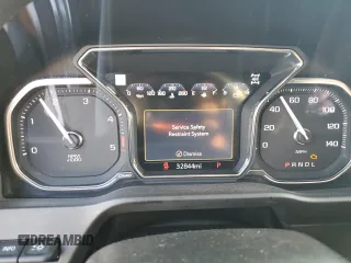 2022 GMC Sierra 3500HD Denali z VIN 1GT49WEY1NF311546, wystawiony jako Copart lot #69049904 z przebiegiem 32 844 mil mil oraz Szkody całkowita. Historia ofert i sprzedaży dostępna na DreamBid. Obrazek 9.