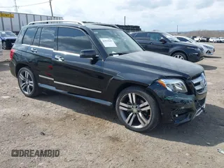 2015 Mercedes-Benz GLK with VIN WDCGG8JB4FG401022, listed as a IAAI auction lot 41919449 with 31,615 mi miles. Bid and sale history available at carsss.com. Image 1.