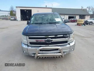 2011 Chevrolet Silverado 1500 LT with VIN 1GCRKSE33BZ398223, listed as a IAAI auction lot 42106322 with 94,829 mi miles and . Bid and sale history available at DreamBid. Image 12.