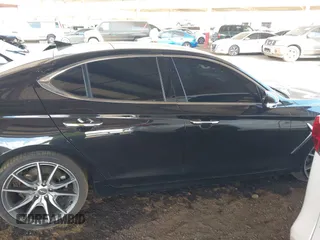2019 Genesis G70 Advanced with VIN KMTG44LA7KU026266, listed as a IAAI auction lot 42045554 with 82,248 mi miles and . Bid and sale history available at DreamBid. Image 13.
