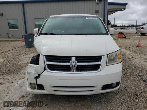 2008 Dodge Grand Caravan SXT with VIN 2D8HN54P48R694834, listed as a Copart auction lot 42095275 with 121,238 mi miles and Salvage Title. Bid and sale history available at DreamBid. Image 5.