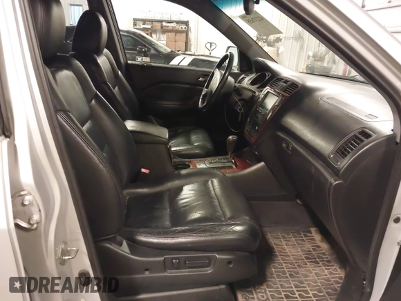2005 Acura MDX Touring z VIN 2HNYD18675H505939, wystawiony jako IAAI lot #42237655 z przebiegiem 154 948 mil mil oraz . Historia ofert i sprzedaży dostępna na DreamBid. Obrazek 5.