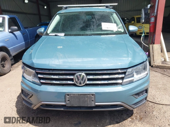 2019 Volkswagen Tiguan S z VIN 3VV0B7AX2KM118969, wystawiony jako IAAI lot #42148251 z przebiegiem 70 888 mil mil oraz . Historia ofert i sprzedaży dostępna na DreamBid. Obrazek 12.