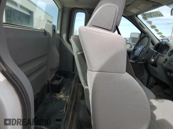 2007 Ford F-150 XL with VIN 1FTPF12V87NA17492, listed as a Copart auction lot 50325105 with 398,205 mi miles and Salvage Title. Bid and sale history available at carsss.com. Image 10.