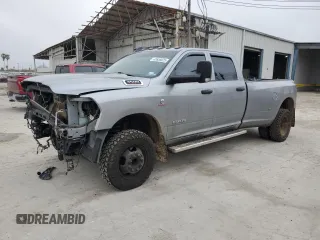 2021 Ram 3500 Tradesman with VIN 3C63RRGLXMG514776, listed as a Copart auction lot 43636825 with 189,698 mi miles and Salvage Title. Bid and sale history available at carsss.com. Image 1.