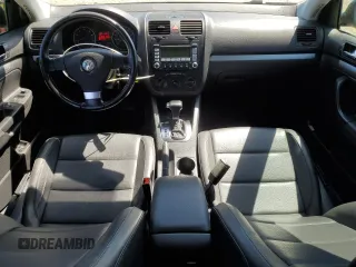 2009 Volkswagen Jetta Sedan SE with VIN 3VWRZ71K39M092542, listed as a Copart auction lot 53070675 with 101,209 mi miles and Salvage Title. Bid and sale history available at carsss.com. Image 8.