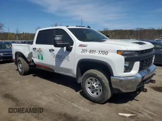 2021 Chevrolet Silverado 3500HD Work Truck with VIN 1GC4YSE73MF104450, listed as a Copart auction lot 54044285 with 38,651 mi miles and Salvage title. Bid and sale history available at DreamBid. Image 4.