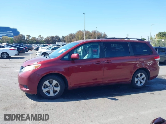 2012 Toyota Sienna LE AAS with VIN 5TDKK3DC6CS234136, listed as a IAAI auction lot 42064491 with 103,925 mi miles. Bid and sale history available at carsss.com. Image 14.