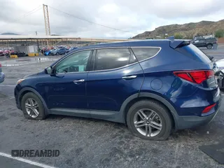 2017 Hyundai Santa Fe 2.4L z VIN 5XYZT3LB1HG489625, wystawiony jako IAAI lot #41784791 z przebiegiem 95 435 mil mil oraz . Historia ofert i sprzedaży dostępna na DreamBid. Obrazek 14.