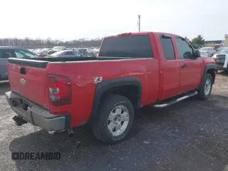 2008 Chevrolet Silverado 1500 1LT with VIN 2GCEK19J581235804, listed as a IAAI auction lot 41815228 with 170,052 mi miles and . Bid and sale history available at DreamBid. Image 4.