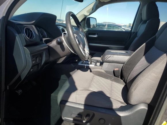 2017 Toyota Tundra 2WD SR with VIN 5TFRM5F11HX113614, listed as a Copart auction lot 80518984 with 0 mi miles and Salvage Title. Bid and sale history available at carsss.com. Image 7.