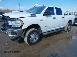 2022 Ram 2500 Tradesman with VIN 3C6UR5CJXNG321949, listed as a IAAI auction lot 41539376 with 88,786 mi miles. Bid and sale history available at carsss.com. Image 2.