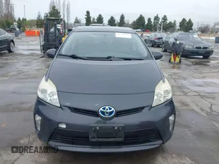 2014 Toyota Prius Four with VIN JTDKN3DUXE1776341, listed as a IAAI auction lot 41740542 with 199,746 mi miles. Bid and sale history available at carsss.com. Image 12.