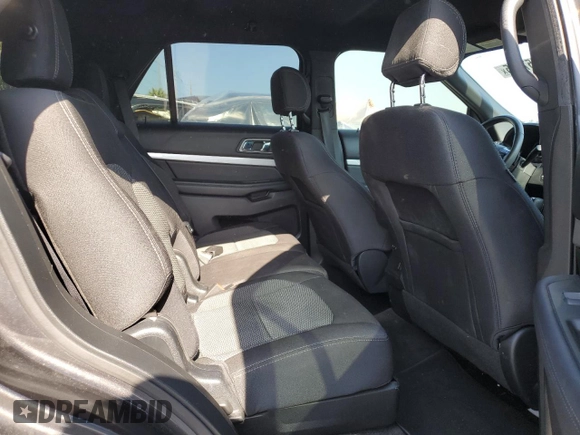 2017 Ford Explorer XLT с VIN 1FM5K7D85HGD79200, выставлен на аукционе Copart как лот 57557635 с пробегом 110 832 миль миль и Списание • Salvage title. История ставок и продаж доступна на DreamBid. Изображение 11.