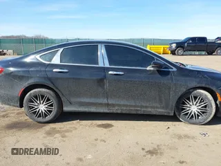 2015 Chrysler 200 C with VIN 1C3CCCCB3FN575678, listed as a IAAI auction lot 41765454 with 86,187 mi miles. Bid and sale history available at carsss.com. Image 13.