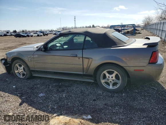 2002 Ford Mustang Deluxe с VIN 1FAFP44492F212928, выставлен на аукционе Copart как лот 49112315 с пробегом 250 893 миль миль и Чистый • Clean title. История ставок и продаж доступна на DreamBid. Изображение 2.