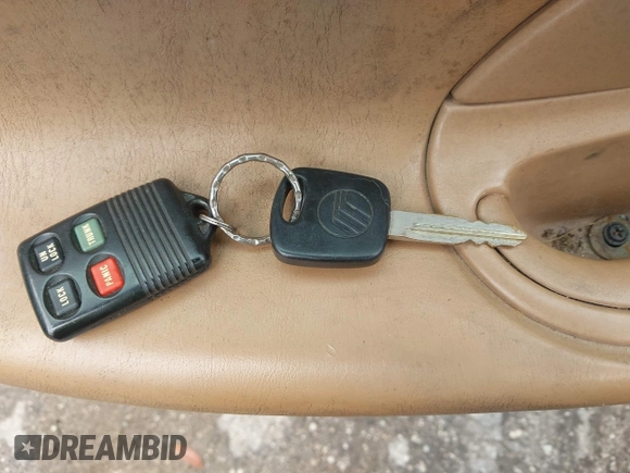 1996 Mercury Sable LS with VIN 1MELM53S6TA606332, listed as a IAAI auction lot 41984196 with 150,924 mi miles and . Bid and sale history available at DreamBid. Image 11.