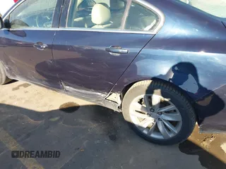 2016 Buick Regal Premium II with VIN 2G4GS5GX8G9199819, listed as a IAAI auction lot 41383318 with 64,330 mi miles and . Bid and sale history available at DreamBid. Image 6.