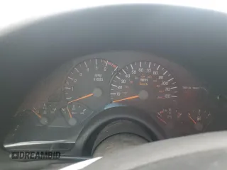 2000 Pontiac Firebird Firebird z VIN 2G2FS32K5Y2107337, wystawiony jako Copart lot #71736024 z przebiegiem Nie podano mil oraz Szkoda całkowita • Salvage title. Historia ofert i sprzedaży dostępna na DreamBid. Obrazek 9.