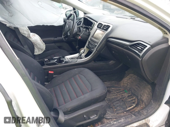 2016 Ford Fusion SE Hybrid with VIN 3FA6P0LU7GR356479, listed as a IAAI auction lot 42252046 with 119,046 mi miles and . Bid and sale history available at DreamBid. Image 5.