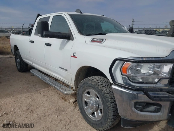 2022 Ram 2500 Tradesman with VIN 3C6UR5HL5NG155348, listed as a IAAI auction lot 41558324 with 118,500 mi miles. Bid and sale history available at carsss.com. Image 1.