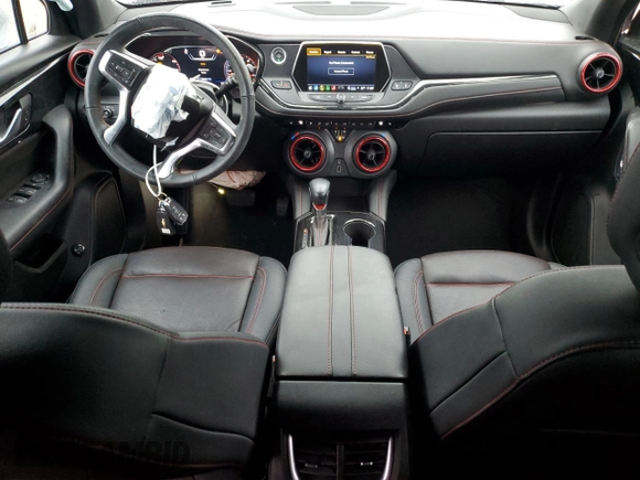 2022 Chevrolet Blazer RS z VIN 3GNKBKRS9NS146018, wystawiony jako Copart lot #82160704 z przebiegiem 27 919 mil mil oraz Czysty tytuł • Clean title. Historia ofert i sprzedaży dostępna na DreamBid. Obrazek 8.