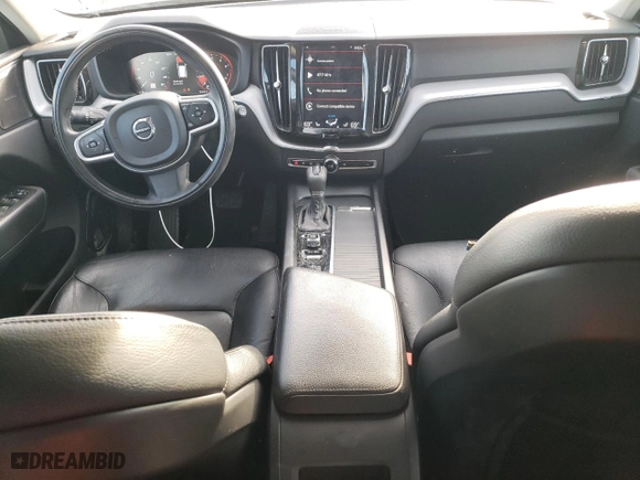 2020 Volvo XC60 Momentum with VIN YV4102RK6L1601784, listed as a Copart auction lot 45097535 with 62,984 mi miles and Salvage Title. Bid and sale history available at carsss.com. Image 8.