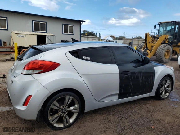 2014 Hyundai Veloster with VIN KMHTC6AD7EU209241, listed as a Copart auction lot 83997134 with 71,965 mi miles and Clean Title. Bid and sale history available at carsss.com. Image 3.