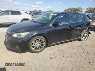 2011 Lexus CT 200h with VIN JTHKD5BH3B2037515, listed as a Copart auction lot 89318095 with 187,000 mi miles and Salvage Title. Bid and sale history available at carsss.com. Image 1.