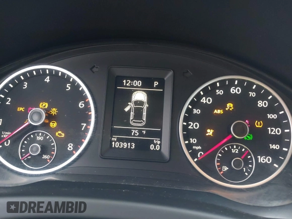 2013 Volkswagen Tiguan SE z VIN WVGAV7AXXDW519677, wystawiony jako IAAI lot #42264759 z przebiegiem 103 913 mil mil oraz . Historia ofert i sprzedaży dostępna na DreamBid. Obrazek 7.