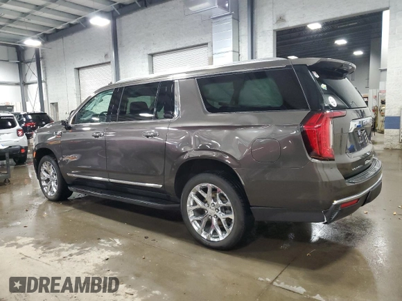 2021 GMC Yukon XL SLT with VIN 1GKS2GKD1MR434218, listed as a Copart auction lot 82777494 with 60,601 mi miles and Salvage Title. Bid and sale history available at carsss.com. Image 2.