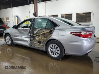 2017 Toyota Camry XLE with VIN 4T1BF1FK4HU392454, listed as a Copart auction lot 48086705 with 86,337 mi miles and Salvage Title. Bid and sale history available at carsss.com. Image 2.