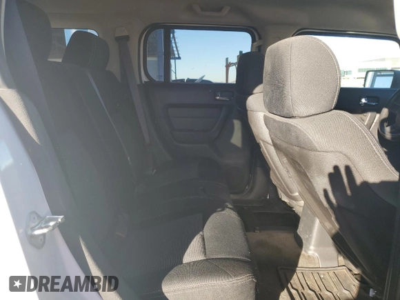 2006 Hummer H3 with VIN 5GTDN136468200665, listed as a Copart auction lot 78490404 with 140,745 mi miles and Salvage Title. Bid and sale history available at carsss.com. Image 10.