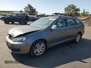 2011 Volkswagen Jetta TDI z VIN 3VWPL8AJ9BM617860, wystawiony jako Copart lot #61034885 z przebiegiem 131 021 mil mil oraz Szkoda całkowita • Salvage title. Historia ofert i sprzedaży dostępna na DreamBid. Obrazek 1.
