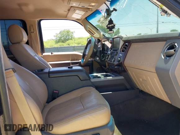 2016 Ford F-250 Lariat with VIN 1FT7W2BT2GEB04079, listed as a IAAI auction lot 42077447 with 195,158 mi miles and . Bid and sale history available at DreamBid. Image 5.