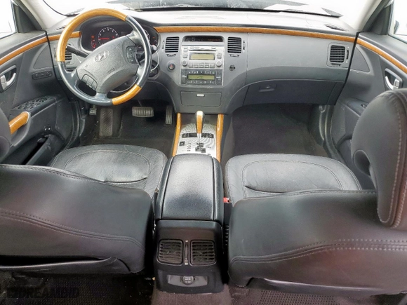 2008 Hyundai Azera Limited with VIN KMHFC46F08A318383, listed as a Copart auction lot 48130475 with 168,293 mi miles and Salvage Title. Bid and sale history available at carsss.com. Image 8.