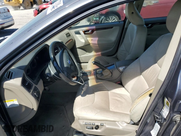 2005 Volvo S60 with VIN YV1RS592452426153, listed as a Copart auction lot 53129744 with 191,056 mi miles and Salvage Title. Bid and sale history available at carsss.com. Image 7.