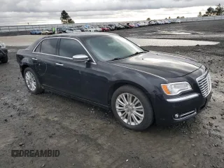 2013 Chrysler 300 C with VIN 2C3CCAKG4DH659709, listed as a Copart auction lot 84390074 with 47,174 mi miles and Salvage Title. Bid and sale history available at DreamBid. Image 4.