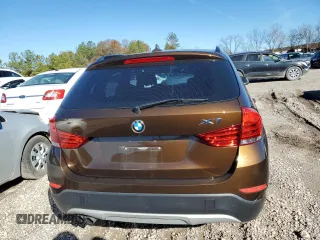 2015 BMW X1 sDrive28i with VIN WBAVM1C54FV316825, listed as a Copart auction lot 83592644 with 76,823 mi miles and Salvage Title. Bid and sale history available at carsss.com. Image 6.